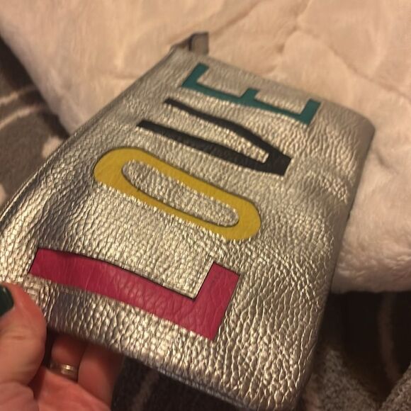 Juicy Couture LOVE Pebbled Leather Clutch Wristlet - Picture 6 of 16